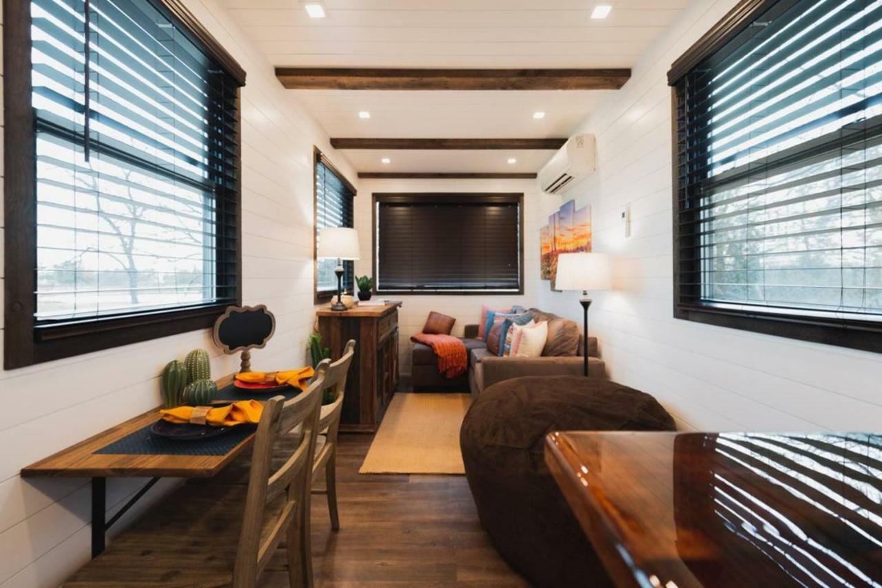 The Hacienda Beautiful New Container Home 12 Min To Magnolia Waco Esterno foto